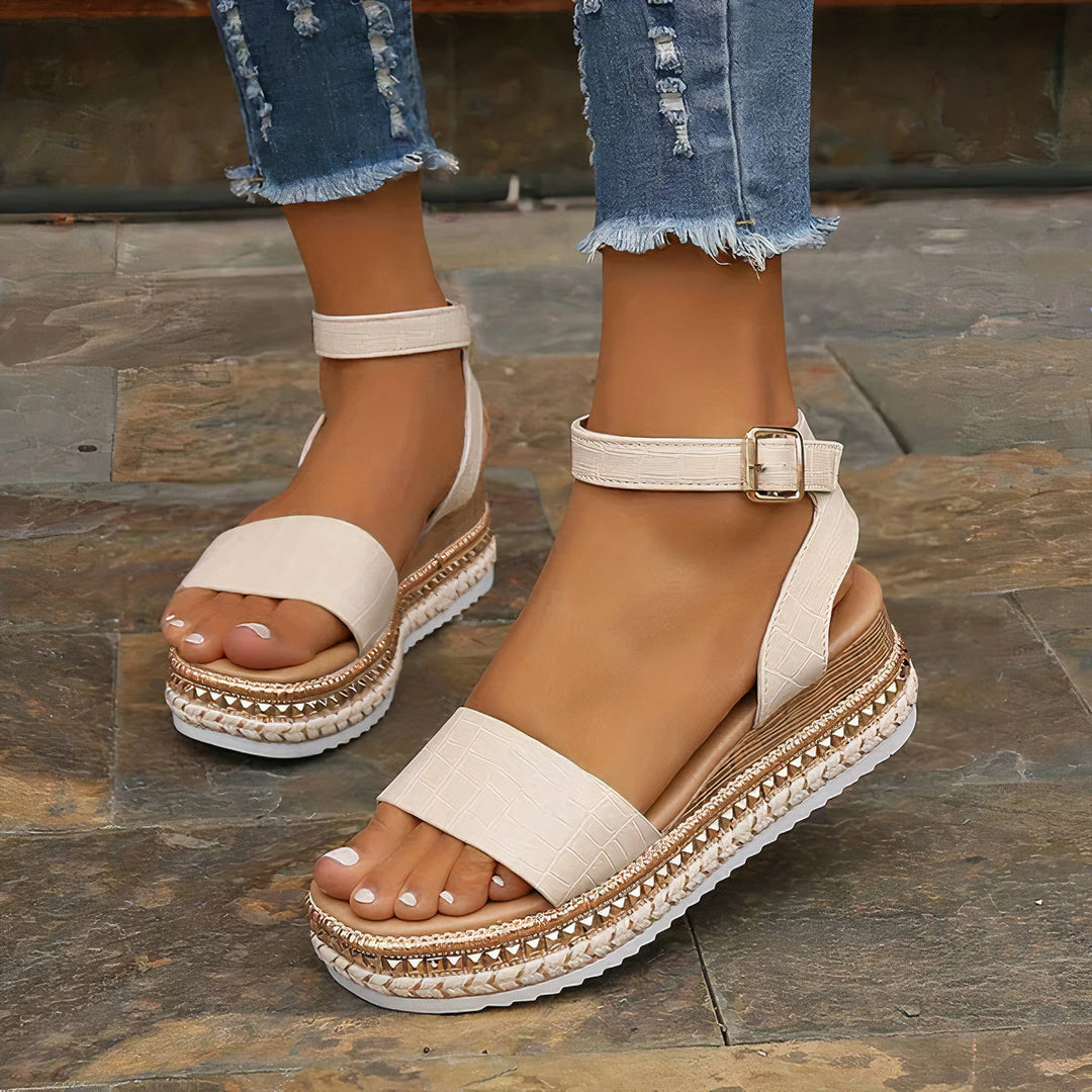 Orthopedic Sandals for Women | Callie